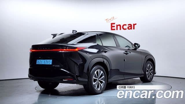 Lexus RZ450e Luxury, 2023 2