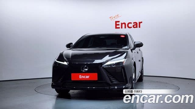 Lexus RZ450e Luxury, 2023 3