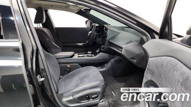 Lexus RZ450e Luxury, 2023 11