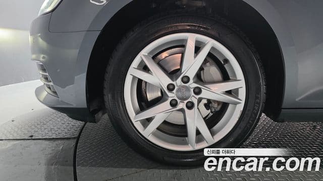 Audi A4 (B9) Premium, 2018 все фото