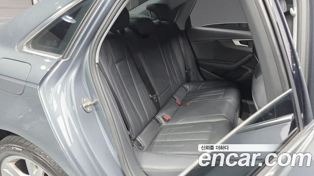 Audi A4 (B9) Premium, 2018 12