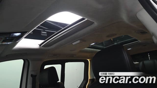 Hyundai Staria Inspiration, 2025 16