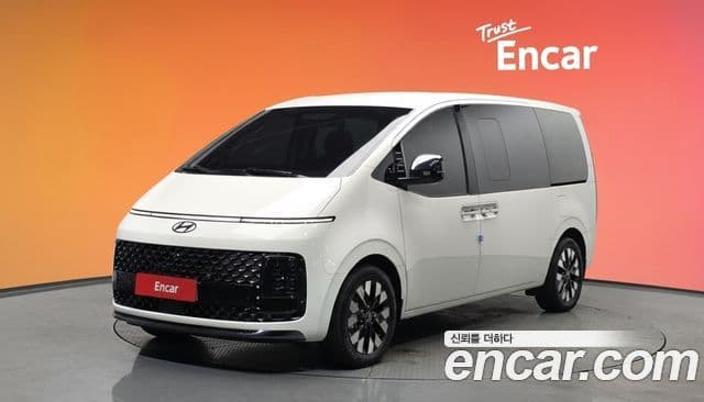 Hyundai Staria Inspiration, 2025 1