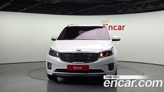 Kia All New Carnival Luxury, 2018 3