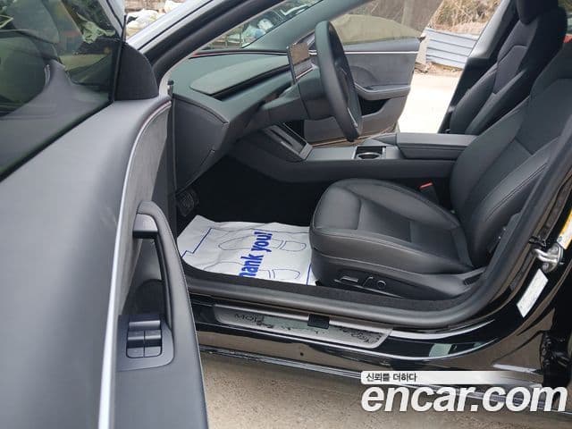 Tesla модель 3 Long Range AWD, 2024 8