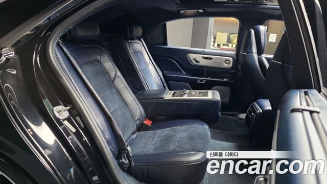 Lincoln Continental 10세대 3.0 Presidential AWD, 2017 12