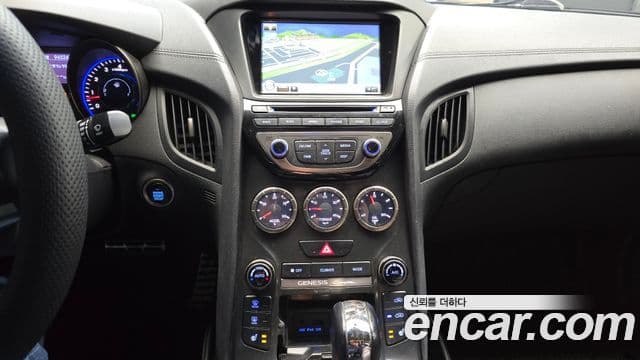 Hyundai The / новый New Genesis купе GT-R, 2012 17