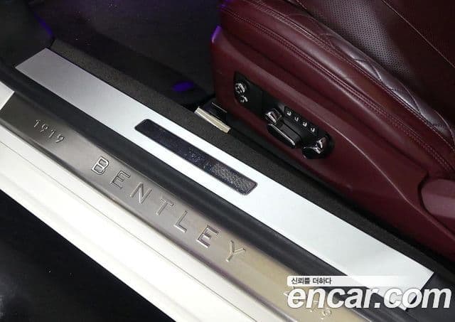 Bentley Continental GT 3세대 6.0 GT, 2020 12