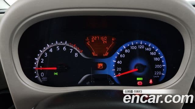 Nissan 큐브 Z12, 2012 8