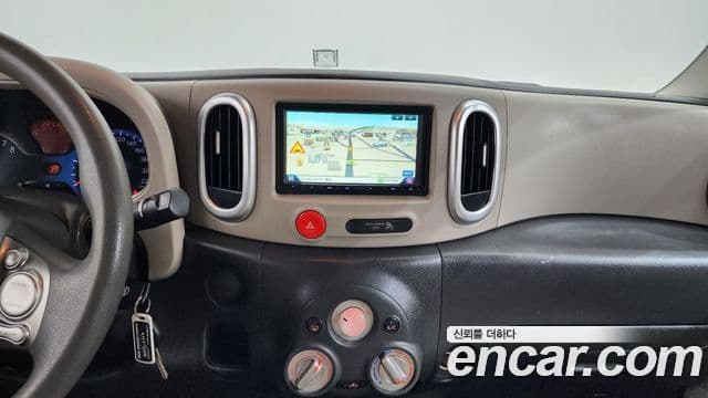 Nissan 큐브 Z12, 2012 14