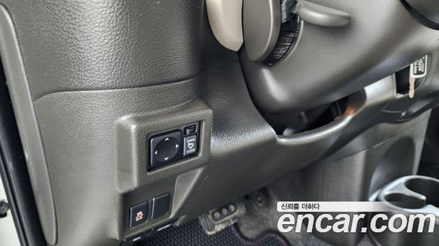 Nissan 큐브 Z12, 2012 16