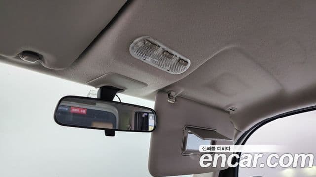 Nissan 큐브 Z12, 2012 17