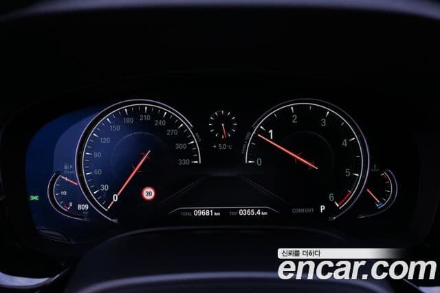 BMW 5시리즈 (G30) 520d Luxury Plus, 2018 все фото