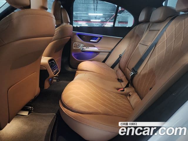 Mercedes-Benz E-класс W214 Exclusive, 2025 14
