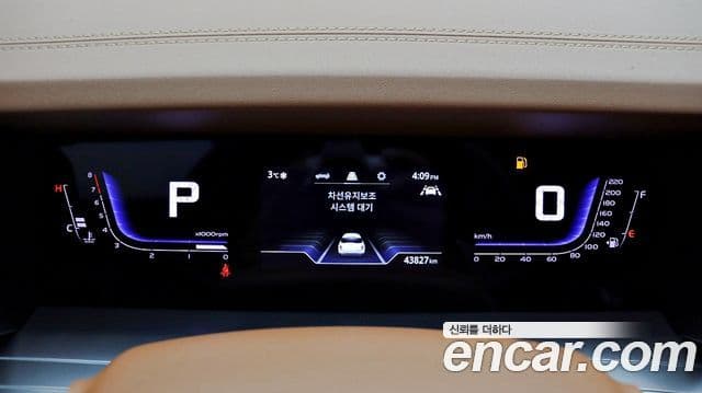 KG모빌리티(SsangYong) Torres Black Edition, 2024 8