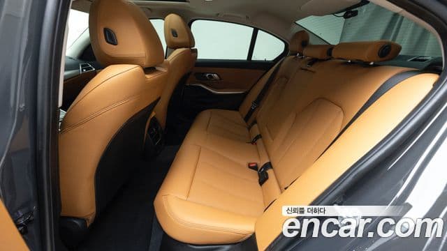 BMW 3시리즈 (G20), 2025 11