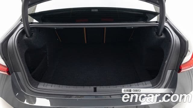 BMW 3시리즈 (G20), 2025 19