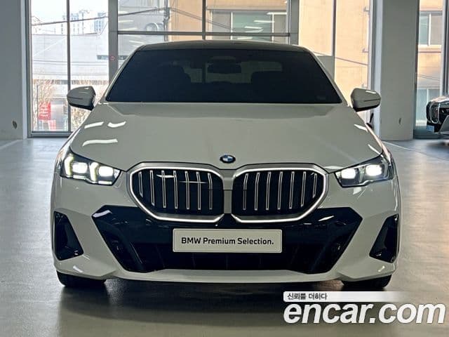 BMW 5시리즈 (G60) 520i M Sport, 2025 3