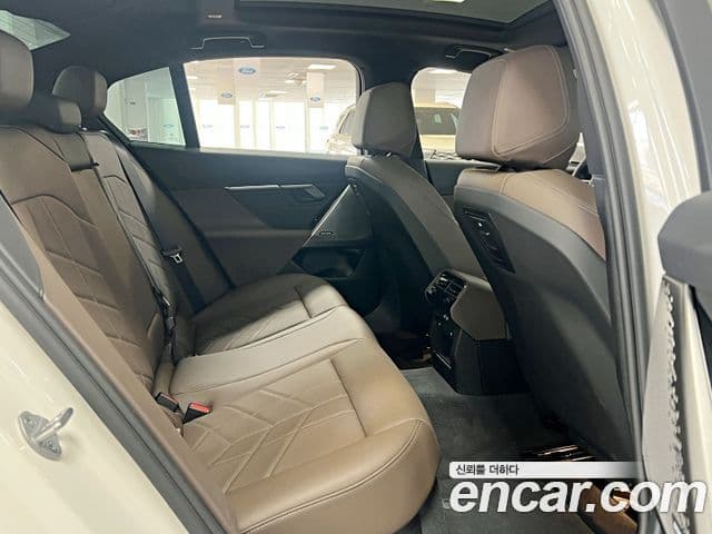 BMW 5시리즈 (G60) 520i M Sport, 2025 13