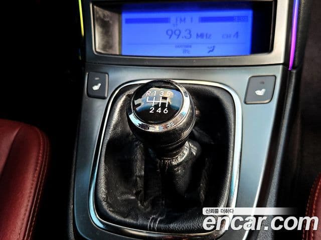 Hyundai Genesis купе 200 турбо P, 2011 9