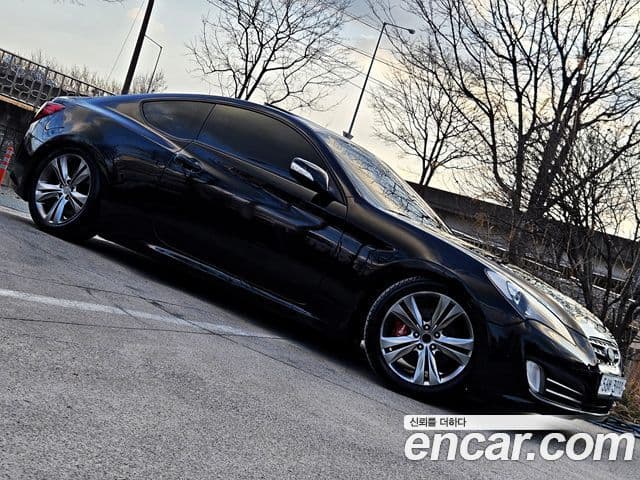 Hyundai Genesis купе 200 турбо P, 2011 14