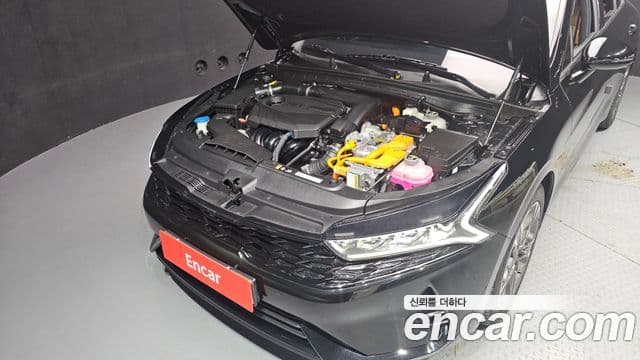 Kia K5 гибрид 3세대 Signature, 2023 6