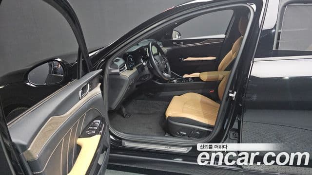 Kia K5 гибрид 3세대 Signature, 2023 10
