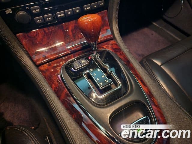 Jaguar XJ-8 X350, 2005 10