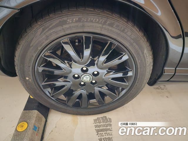 Jaguar XJ-8 X350, 2005 17