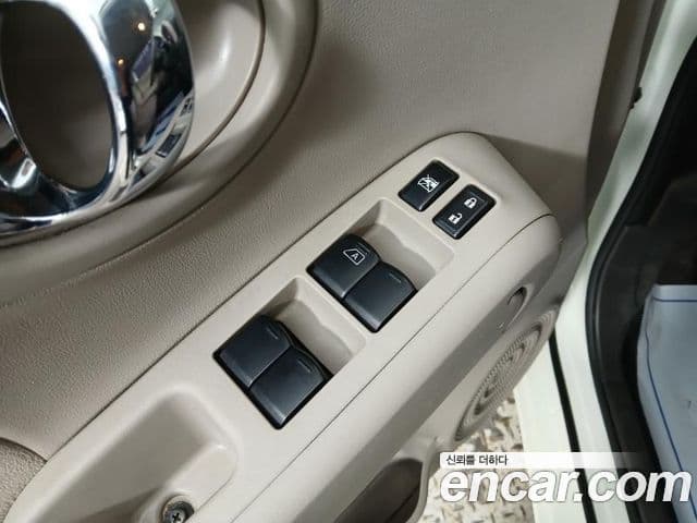 Nissan 큐브 Z12, 2011 10