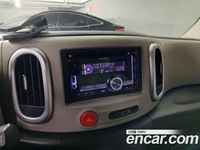 Nissan 큐브 Z12, 2011 13