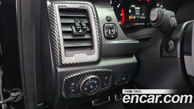 Ford 레인저 3세대 Raptor, 2022 17