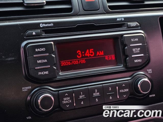 Kia All New Pride Luxury, 2013 15