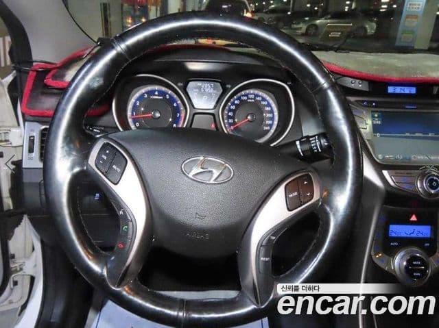 Hyundai Avante MD M16 GDI Smart, 2013 6