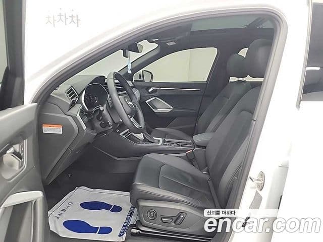 Audi Q3 (F3) Premium, 2023 11