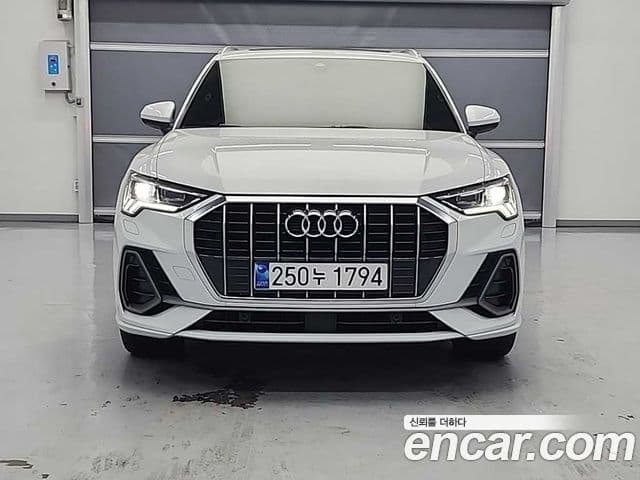 Audi Q3 (F3) Premium, 2023 1