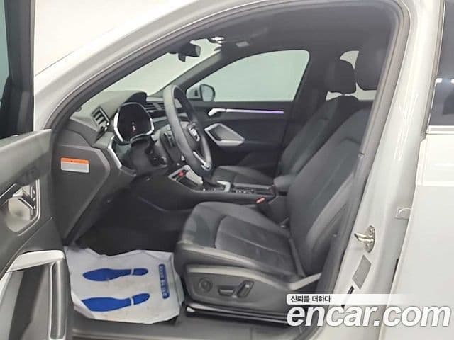 Audi Q3 (F3) Premium, 2023 11