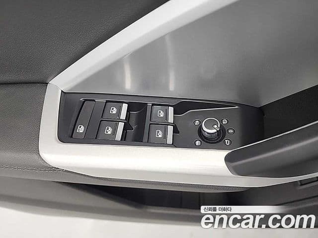 Audi Q3 (F3) Premium, 2023 17