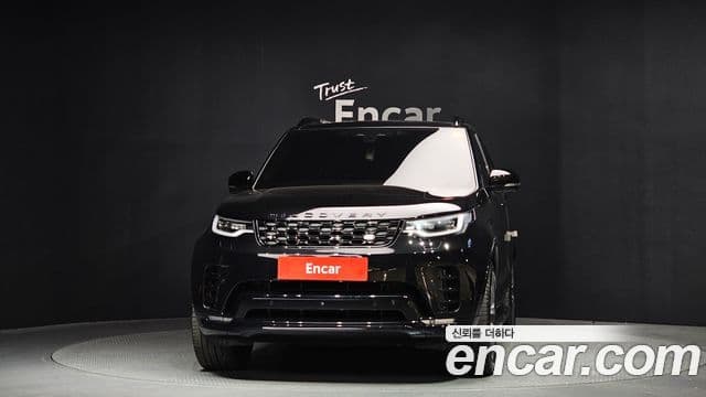 Land Rover Discovery 5 P360 R-Dynamic SE, 2022 3