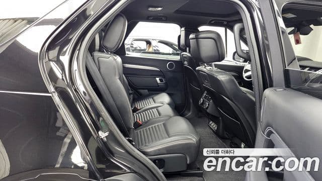 Land Rover Discovery 5 P360 R-Dynamic SE, 2022 12