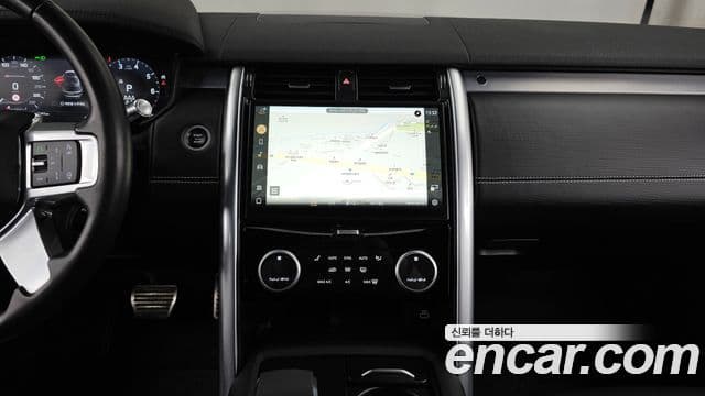 Land Rover Discovery 5 P360 R-Dynamic SE, 2022 14