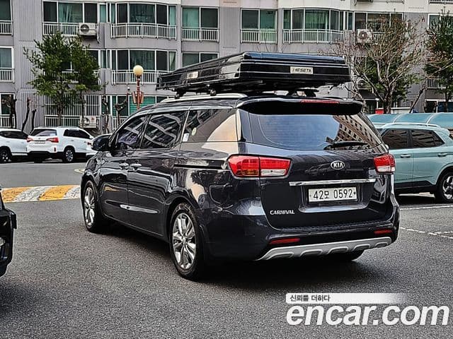 Kia All New Carnival Prestige, 2016 6