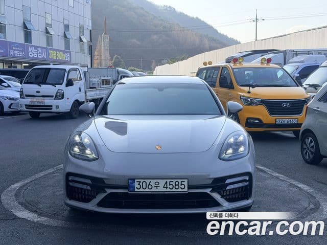 Porsche Panamera (971) 4.0 GTS, 2021 1