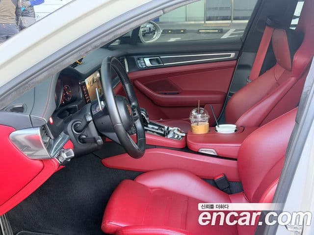 Porsche Panamera (971) 4.0 GTS, 2021 все фото