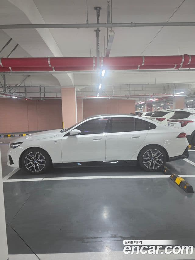 BMW i5 (G60) eDrive 40 M Sport, 2024 4