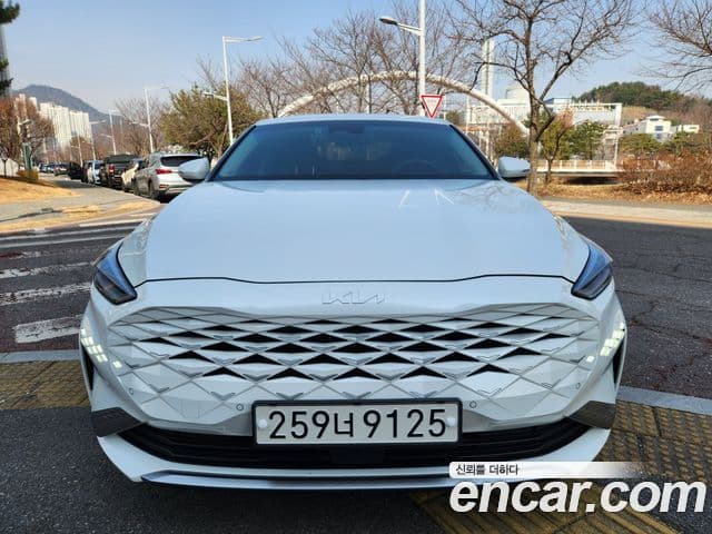 Kia K8 Trendy(арендный автомобиль), 2023 3