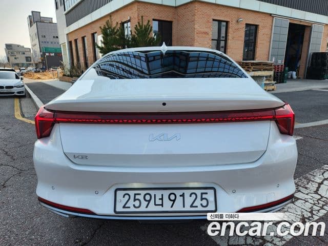 Kia K8 Trendy(арендный автомобиль), 2023 4