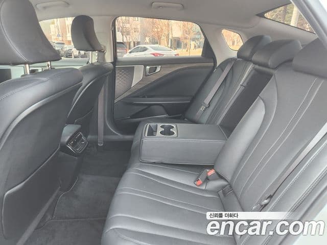 Kia K8 Trendy(арендный автомобиль), 2023 14