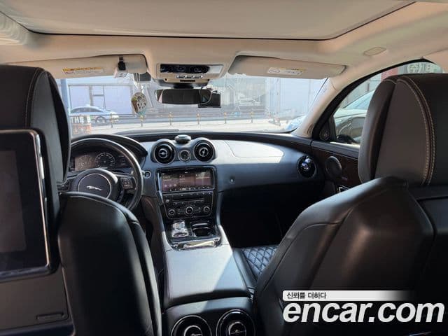 Jaguar All New XJ X351, 2019 6