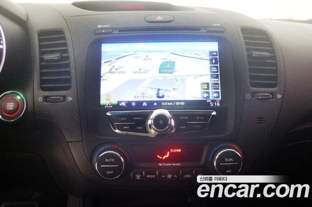 Kia K3 Trendy, 2014 13